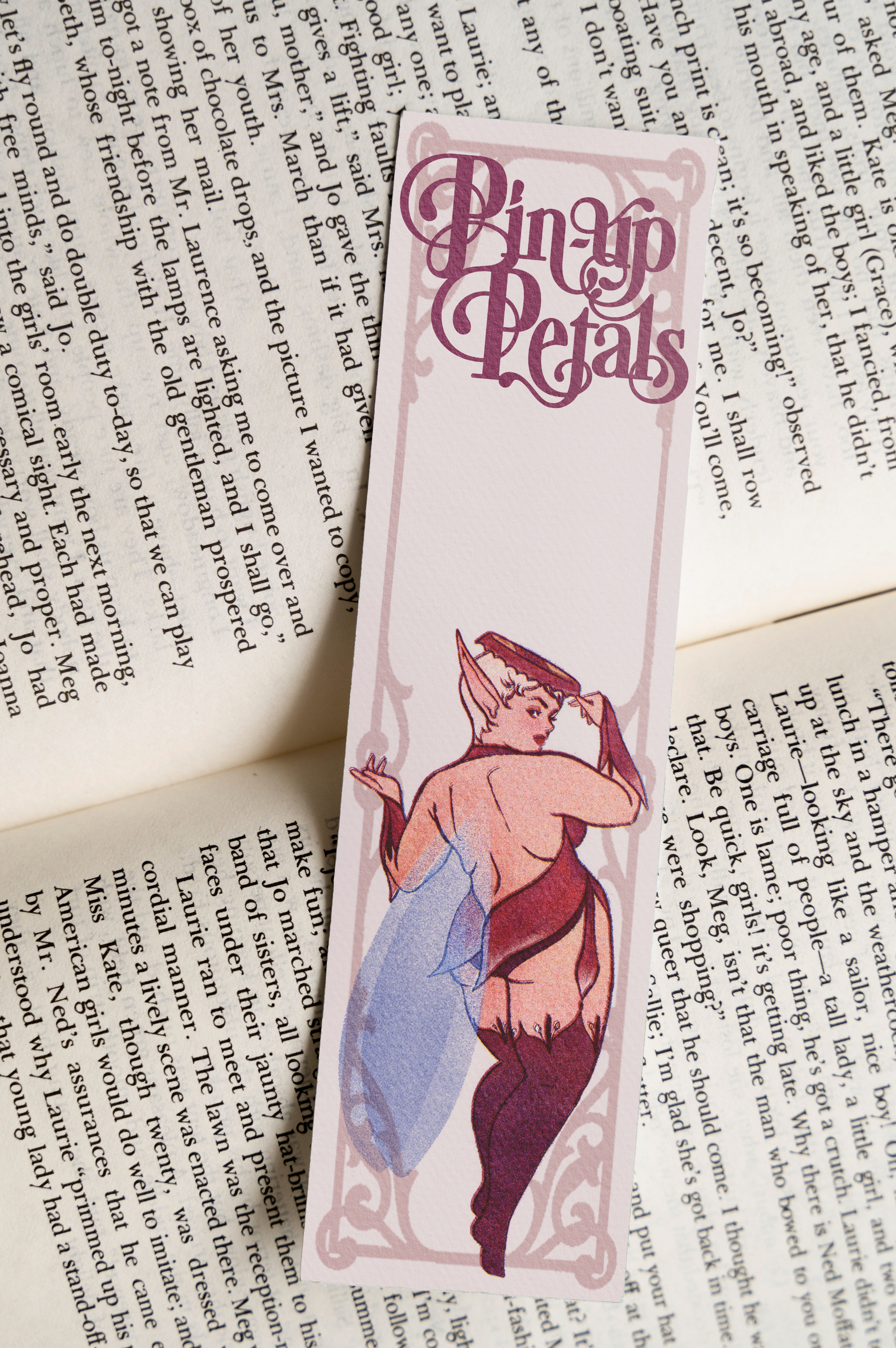 Pin-up Petals bookmark Pin-up Petals bookmark
